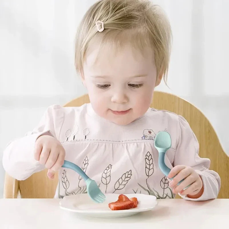 Fourchette et cuillère pliables en silicone pour bébé