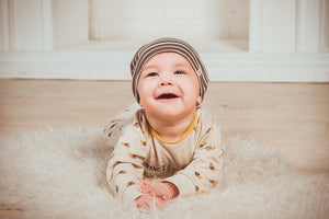 Guide des essentiels vestimentaires pour habiller un bébé garçon